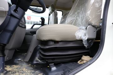 �����½� ���KS 180���� 4X2 4.5����ж��(10��)ͼƬ