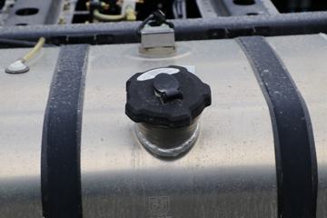 �����½� ���KS 180���� 4X2 4.5����ж��(10��)ͼƬ