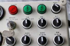 多利卡D6&nbsp;扫路车驾驶室图片