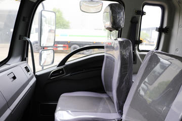 �����½� ����D1 130���� 4X2 �̻�������(ר����)(YZZ5160GPSEX)ͼƬ