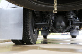 东风畅行&nbsp;洒水车/喷洒车底盘图片