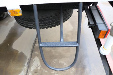 �����½� ����D1 130���� 4X2 �̻�������(ר����)(YZZ5160GPSEX)ͼƬ