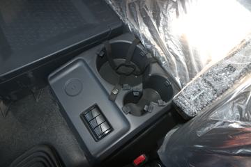 һ����� ��J6P�ؿ� �ʻݰ�2.0 420���� 6X4ǣ����(CA4250P66K24T1A1E5)ͼƬ