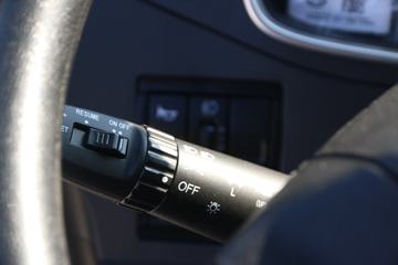 һ����� ��J6P�ؿ� �ʻݰ�2.0 420���� 6X4ǣ����(CA4250P66K24T1A1E5)ͼƬ