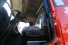 一汽解放 新J6P重卡 质惠版2.0 420马力 6X4牵引车(CA4250P66K24T1A1E5)