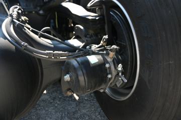 һ����� ��J6P�ؿ� �ʻݰ�2.0 420���� 6X4ǣ����(CA4250P66K24T1A1E5)ͼƬ