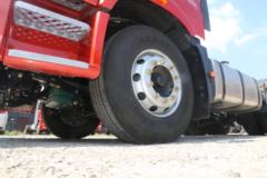 一汽解放 新J6P重卡 质惠版2.0 420马力 6X4牵引车(CA4250P66K24T1A1E5)