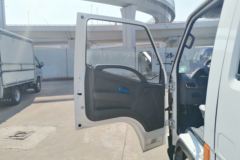 唐骏欧铃 小宝马 68马力 2.56米双排栏板微卡(ZB1040BSC3V)