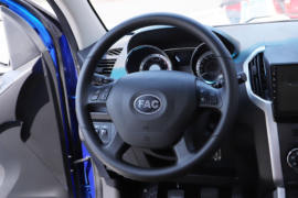 雷神&nbsp;皮卡驾驶室                                               图片