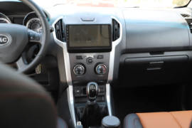 雷神&nbsp;皮卡驾驶室                                               图片