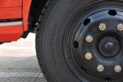 东风 多利卡D8 160马力 4X2 6.2米排半栏板载货车(EQ1160L8BDF)