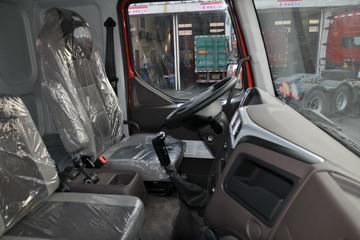 �������� �³���M3�п� 185���� 4X2 5.7�ײ�դʽ�ػ���ͼƬ