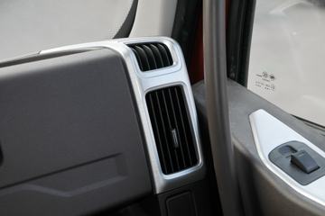 �������� �³���M3�п� 185���� 4X2 5.7�ײ�դʽ�ػ���ͼƬ