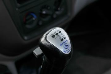 �������� �³���M3�п� 185���� 4X2 5.7�ײ�դʽ�ػ���ͼƬ