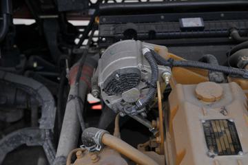 �������� �³���M3�п� 185���� 4X2 5.7�ײ�դʽ�ػ���ͼƬ
