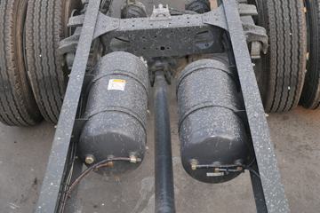�������� �³���M3�п� 185���� 4X2 5.7�ײ�դʽ�ػ���ͼƬ