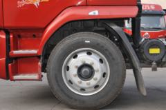 东风柳汽 新乘龙M3中卡 185马力 4X2 5.7米仓栅式载货车(LZ5180CCYM3AB)