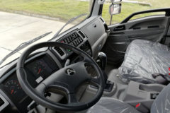 一汽凌河 160马力 4X2 4米自卸车(CAL3161C1DF1E5)