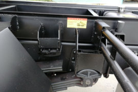 一汽凌河&nbsp;自卸车底盘                                                图片