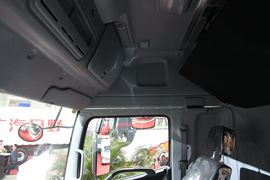 广汽日野700&nbsp;牵引车驾驶室                                               图片