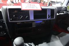 广汽日野 700系列重卡 380马力 6X4 牵引车(四点全浮高顶)(YC4250SS2PK)