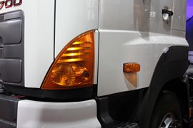 广汽日野700&nbsp;牵引车外观                                                图片