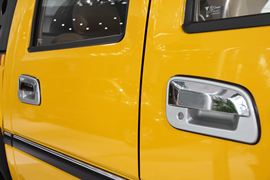 萨普V 皮卡外观                                                图片