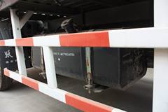 跃进 小虎-28 88马力 3.7米单排栏板轻卡(世博版)