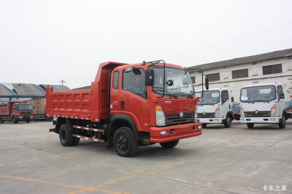 重汽王牌 7系轻卡 115马力 3.8米自卸车