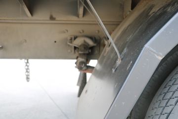 һ����� J6L�п� 180���� 7.7����������ʽ�ػ���ͼƬ