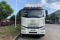 一汽解放 J6M 320马力 8X4 铝合金运油车(楚胜牌)(CSC5320GYYLC5)