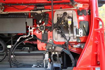 �������� ��ʨC6�ؿ� 440���� 6X4 LNGǣ����(����)(CQ4257HD12384T)ͼƬ