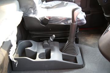 �������� ��ʨC6�ؿ� 440���� 6X4 LNGǣ����(����)(CQ4257HD12384T)ͼƬ