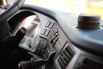 �������� ��ʨC6�ؿ� 440���� 6X4 LNGǣ����(����)(CQ4257HD12384T)ͼƬ