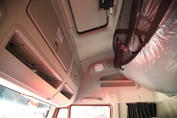 �������� ��ʨC6�ؿ� 440���� 6X4 LNGǣ����(����)(CQ4257HD12384T)ͼƬ