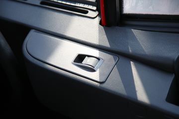 �������� ��ʨC6�ؿ� 440���� 6X4 LNGǣ����(����)(CQ4257HD12384T)ͼƬ