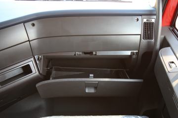 �������� ��ʨC6�ؿ� 440���� 6X4 LNGǣ����(����)(CQ4257HD12384T)ͼƬ