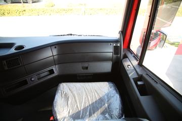 �������� ��ʨC6�ؿ� 440���� 6X4 LNGǣ����(����)(CQ4257HD12384T)ͼƬ