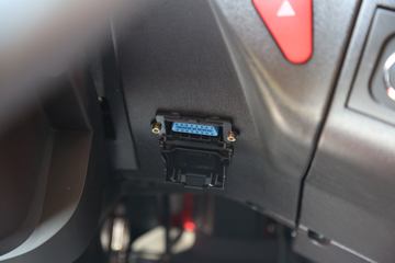 �������� ��ʨC6�ؿ� 440���� 6X4 LNGǣ����(����)(CQ4257HD12384T)ͼƬ