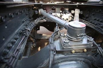 �������� ��ʨC6�ؿ� 440���� 6X4 LNGǣ����(����)(CQ4257HD12384T)ͼƬ