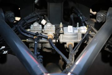 �������� ��ʨC6�ؿ� 440���� 6X4 LNGǣ����(����)(CQ4257HD12384T)ͼƬ