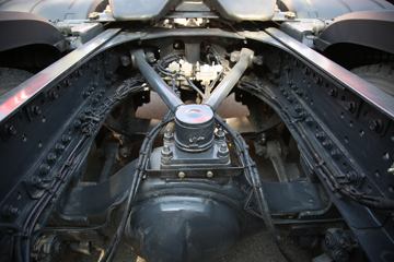 �������� ��ʨC6�ؿ� 440���� 6X4 LNGǣ����(����)(CQ4257HD12384T)ͼƬ