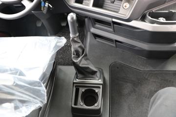 һ����� J7�ؿ� �ļ��� 550���� 6X4 ǣ����(��������)(CA4250P77K25T1E5)ͼƬ