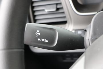 һ����� J7�ؿ� �ļ��� 550���� 6X4 ǣ����(��������)(CA4250P77K25T1E5)ͼƬ