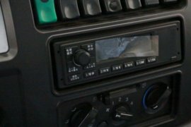 东风华神底盘&nbsp;垃圾运输车驾驶室图片