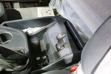 �����ؿ� ������M3000 350���� 8X4 5.6��������ж��ͼƬ