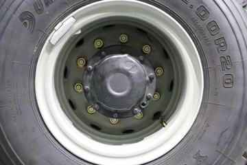 �����ؿ� ������M3000 350���� 8X4 5.6��������ж��ͼƬ