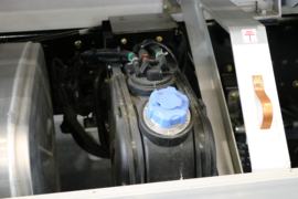 东风商用车底盘&nbsp;油罐车底盘图片