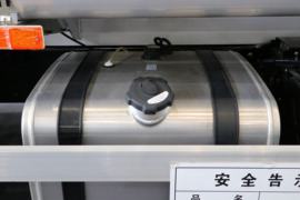 东风商用车底盘&nbsp;油罐车底盘图片