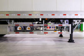 13.75米系列&nbsp;厢式半挂车底盘图片